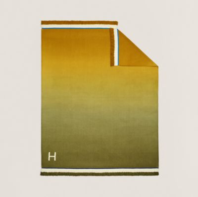 Home textiles: blankets, pillows and cashmere | Hermès Portugal